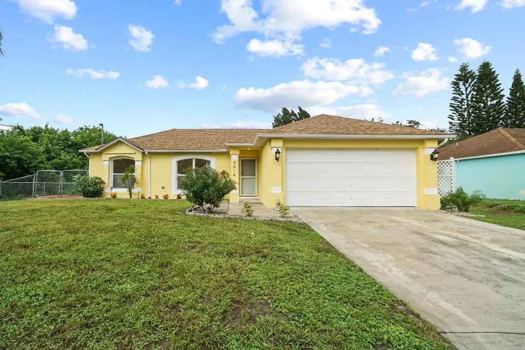 3616 SW Hale Street Port St Lucie FL 34953