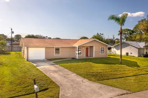 1034 SE Proctor Lane Port St Lucie FL 34983
