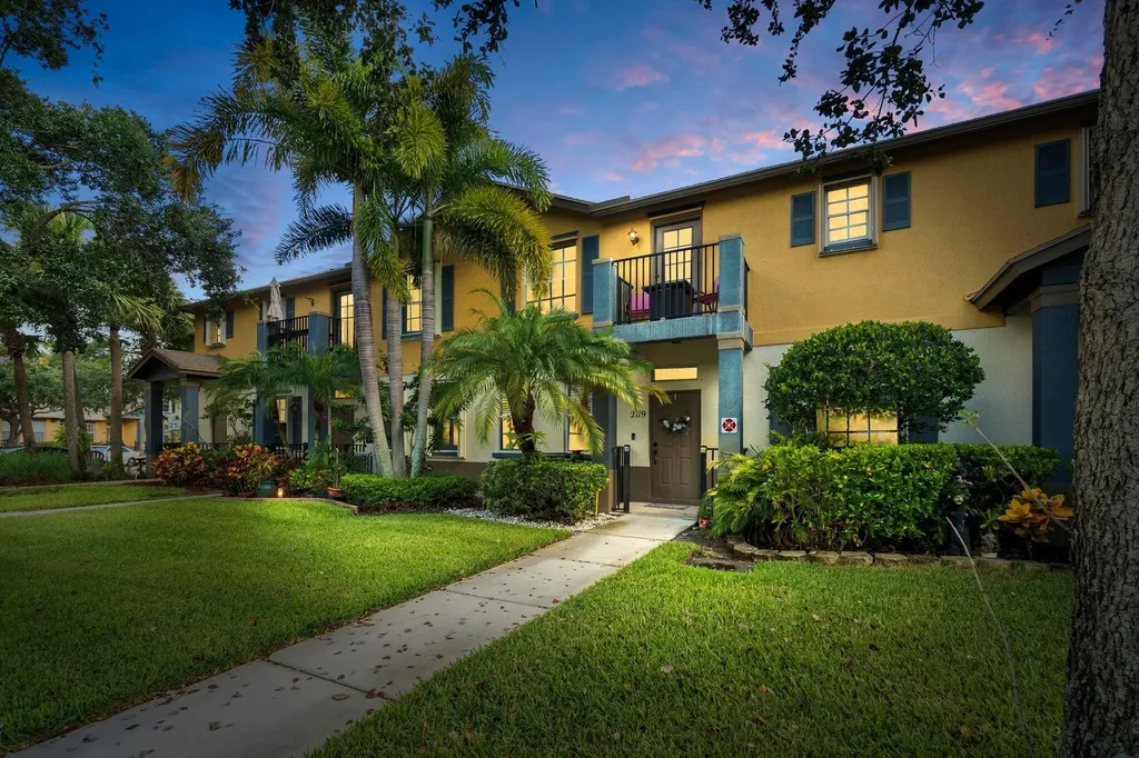 2119 SE Destin Drive Port St Lucie FL 34952