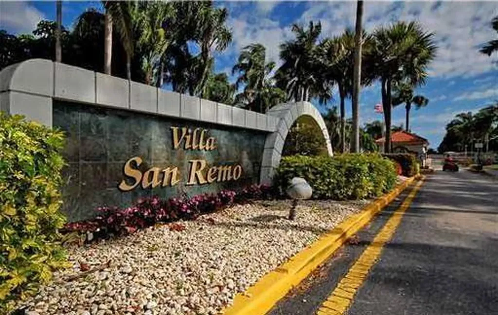 8195 Via Di Veneto Boca Raton FL 33496