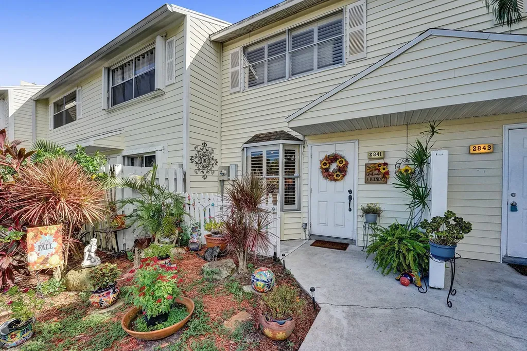 2841 NE 15th Street Pompano Beach FL 33062