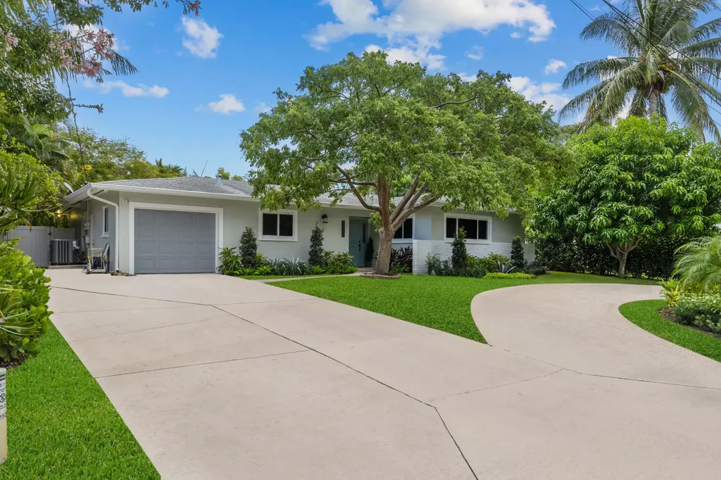 2520 SW 10th Street Boynton Beach FL 33426