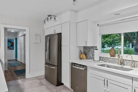 2520 SW 10th Street Boynton Beach FL 33426