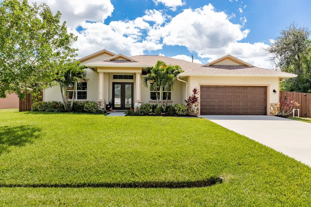650 SW Mccullough Avenue Port St Lucie FL 34953