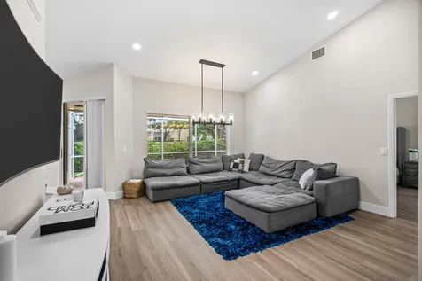 17282 Ventana Drive Boca Raton FL 33487