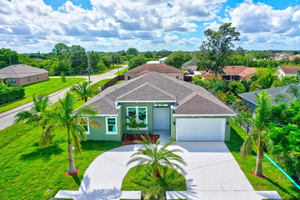 502 SW Dailey Avenue Port St Lucie FL 34953