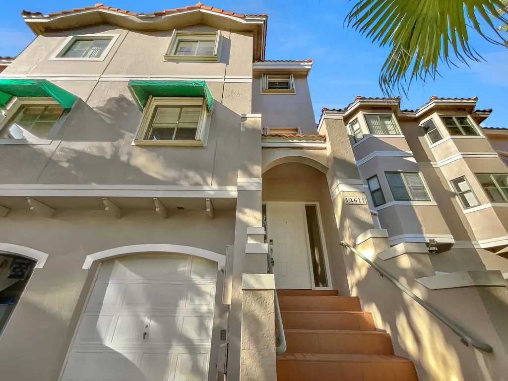 12627 NW 14th Street Sunrise FL 33323