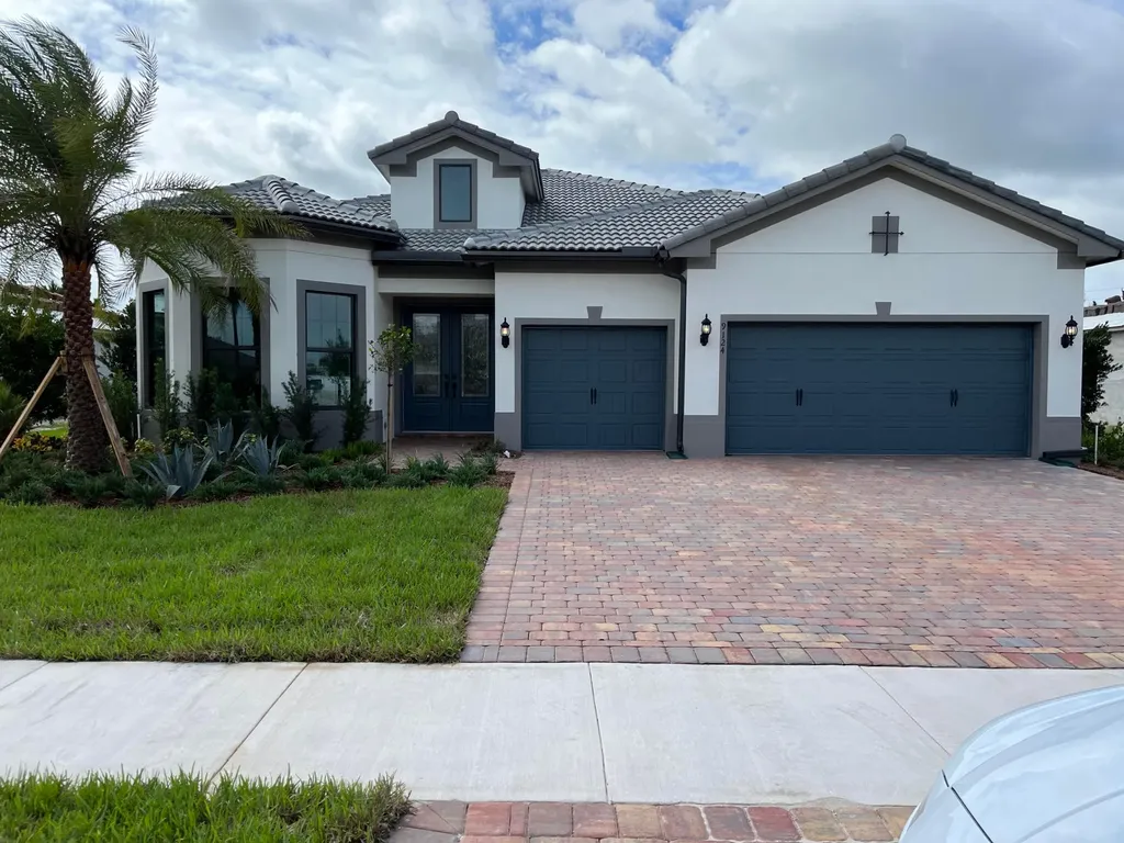 9124 Balsamo Drive Palm Beach Gardens FL 33412