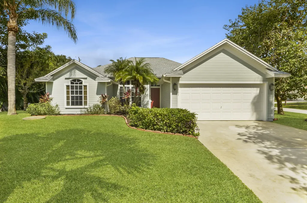 1301 SW Calmar Avenue Port St Lucie FL 34953