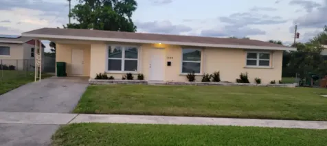 1544 N 24th Court Riviera Beach FL 33404
