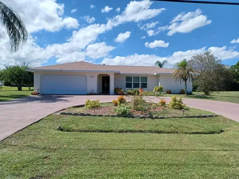 2938 SE Bakersfield Street Port St Lucie FL 34952