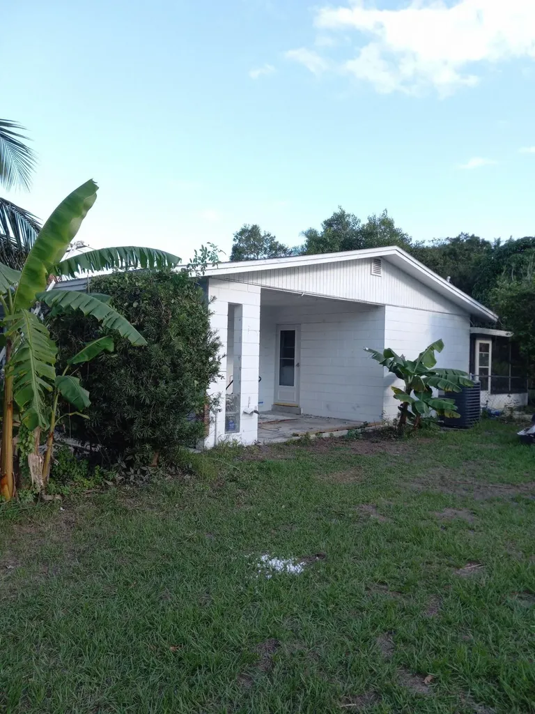 1703 Linwood Avenue Fort Pierce FL 34982