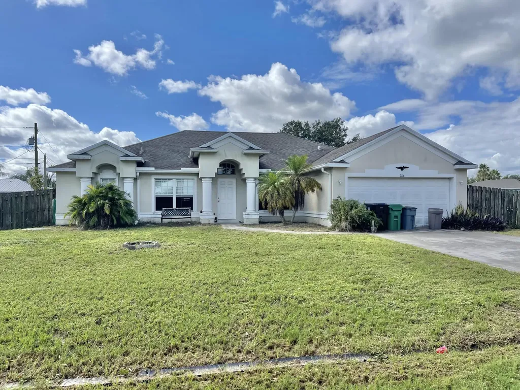 786 SW Colleen Avenue Port St Lucie FL 34983