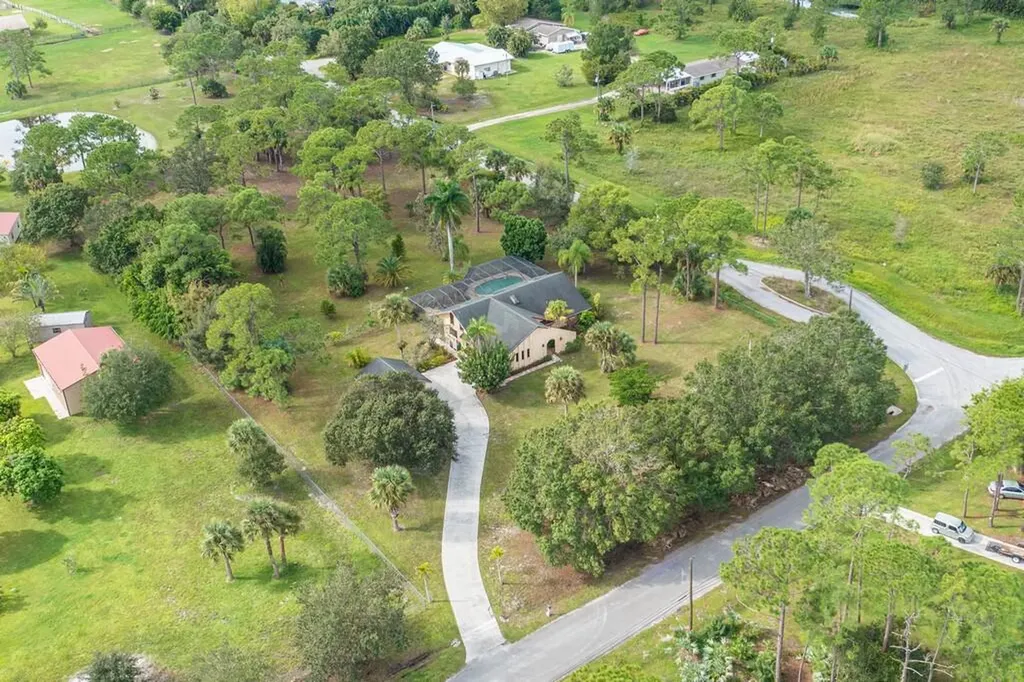 2196 SW Ranch Trail Stuart FL 34997