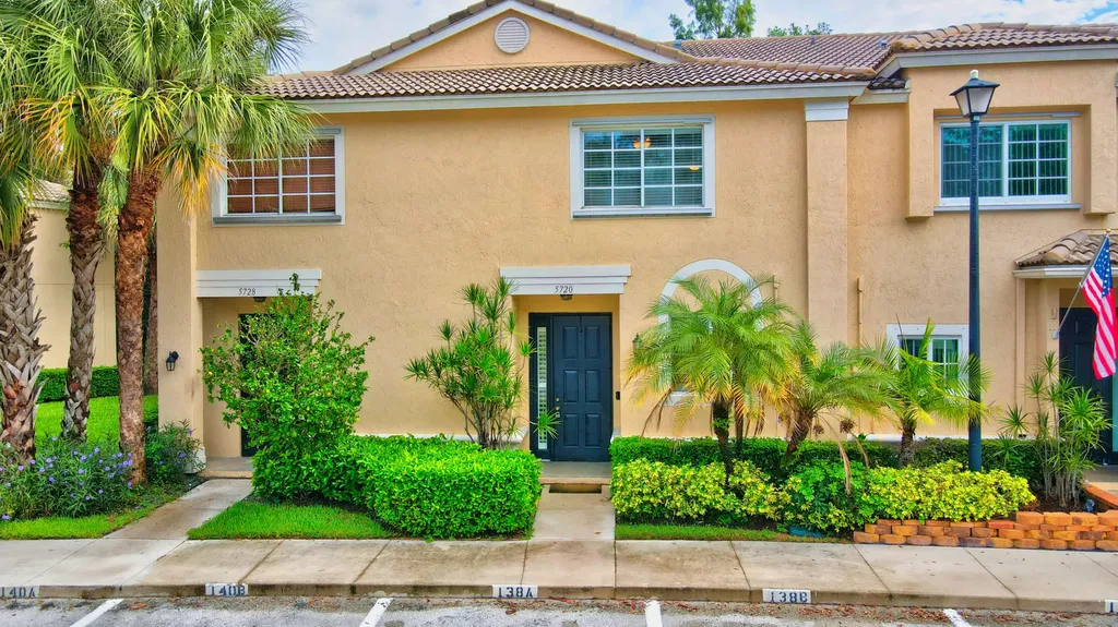 5720 NW 48th Avenue Coconut Creek FL 33073