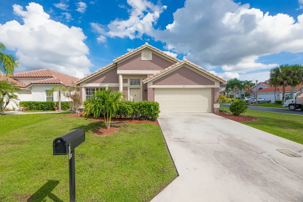 2714 Fairway Cove Court Wellington FL 33414