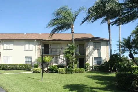 702 Pinecrest Circle Jupiter FL 33458