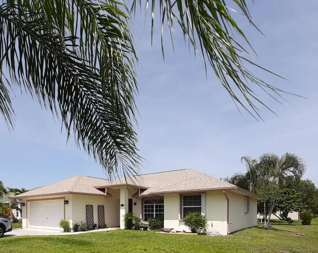 1949 SW Brisbane Street Port St Lucie FL 34984
