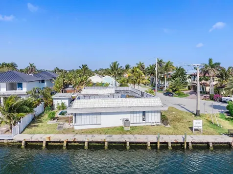 898 Appleby Street Boca Raton FL 33487