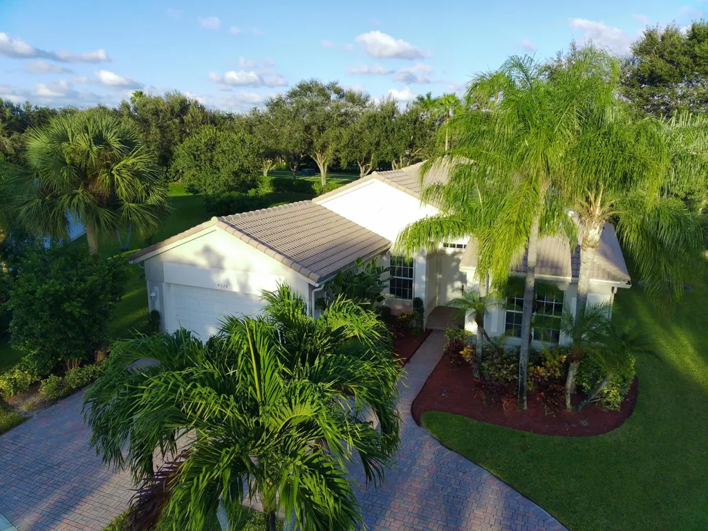 4614 Windward Cove Lane Wellington FL 33449