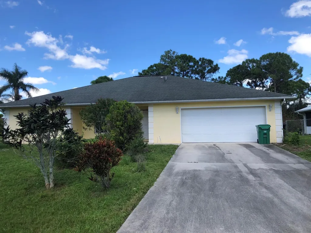 1865 SW Millikin Avenue Port St Lucie FL 34953