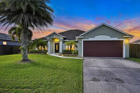 1582 SW Hextel Avenue Port St Lucie FL 34953