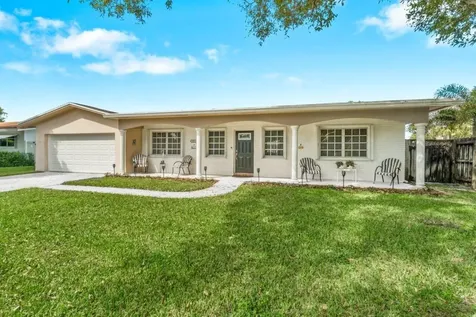 4111 NW 9th Street Coconut Creek FL 33066