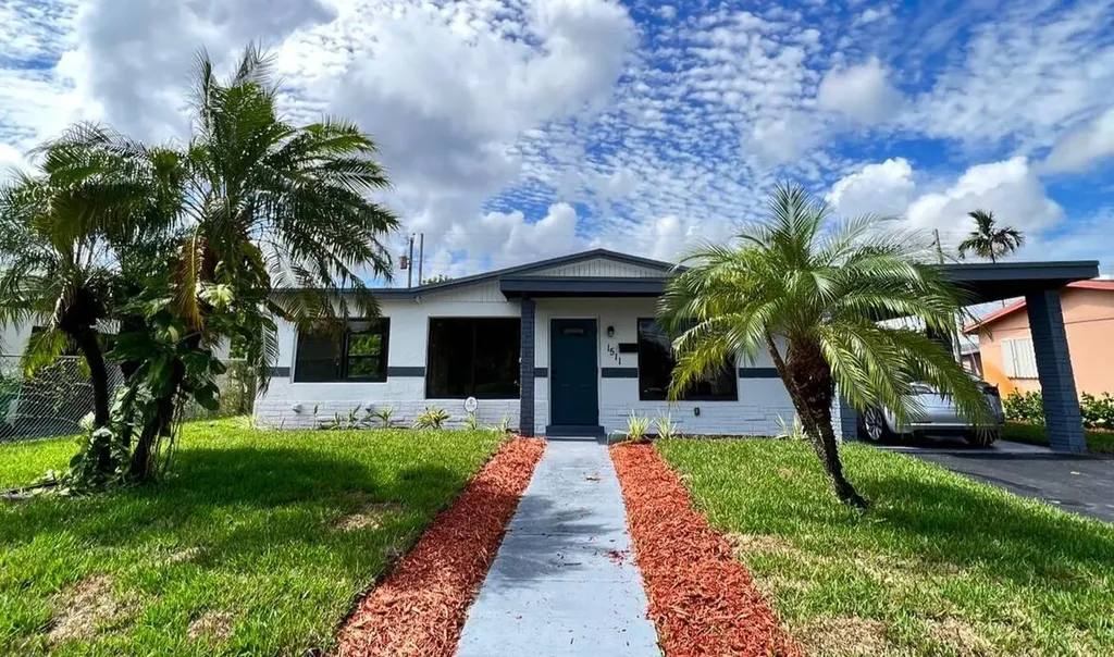 1511 NW 32nd Avenue Lauderhill FL 33311