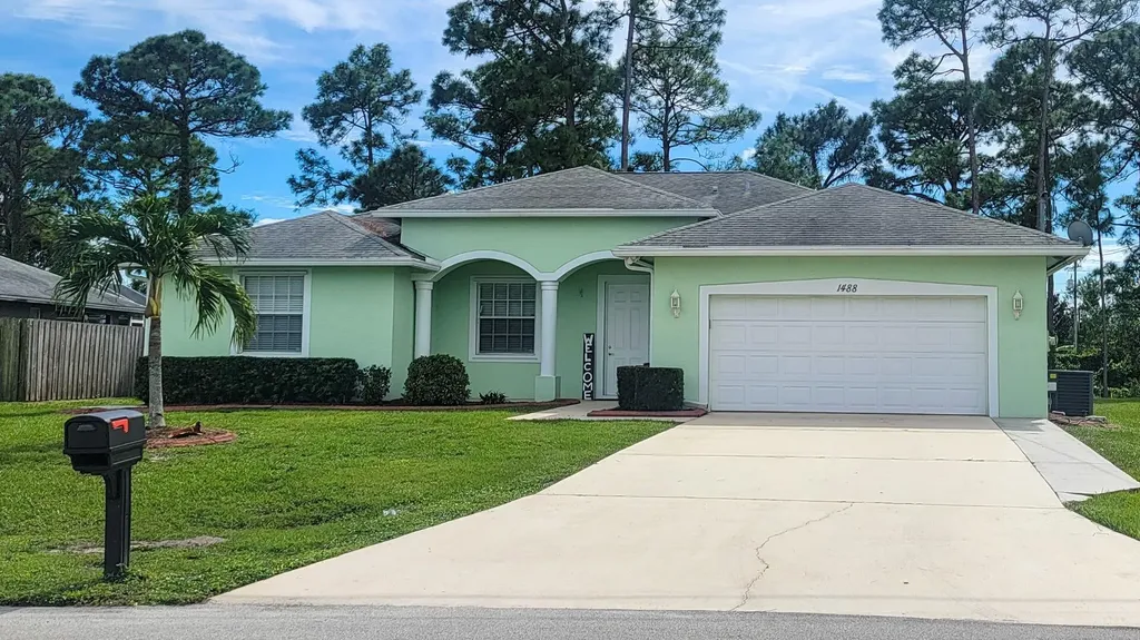 1488 SW Melrose Avenue Port St Lucie FL 34953