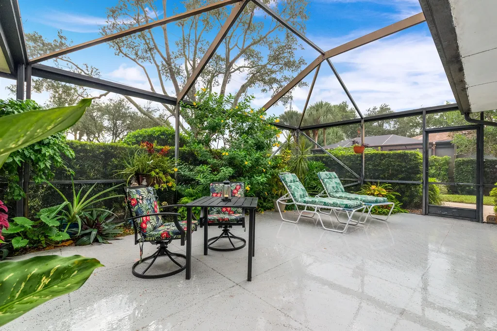 6282 SE Monticello Terrace Hobe Sound FL 33455