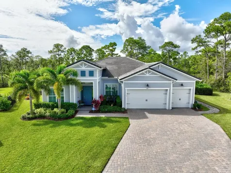674 SW Pennfield Terrace Stuart FL 34997