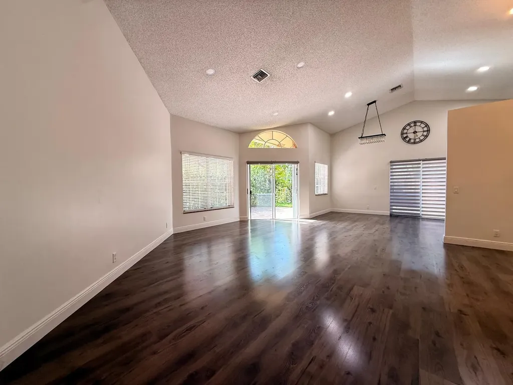 11042 Topeka Place Cooper City FL 33026
