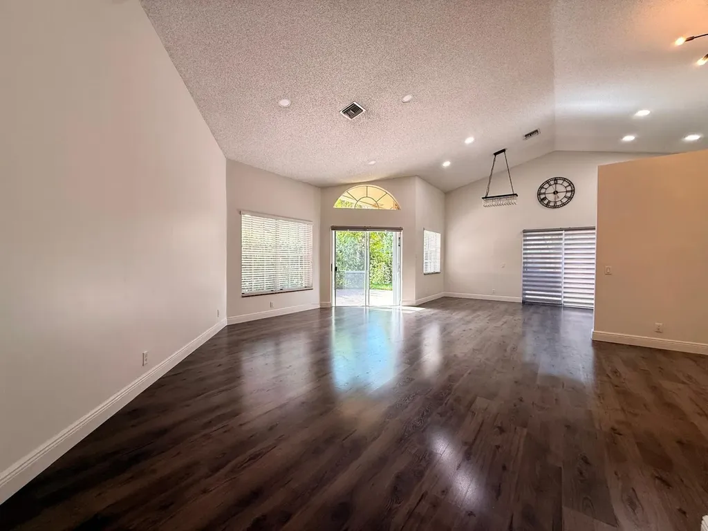 11042 Topeka Place Cooper City FL 33026