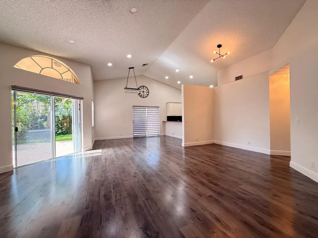 11042 Topeka Place Cooper City FL 33026