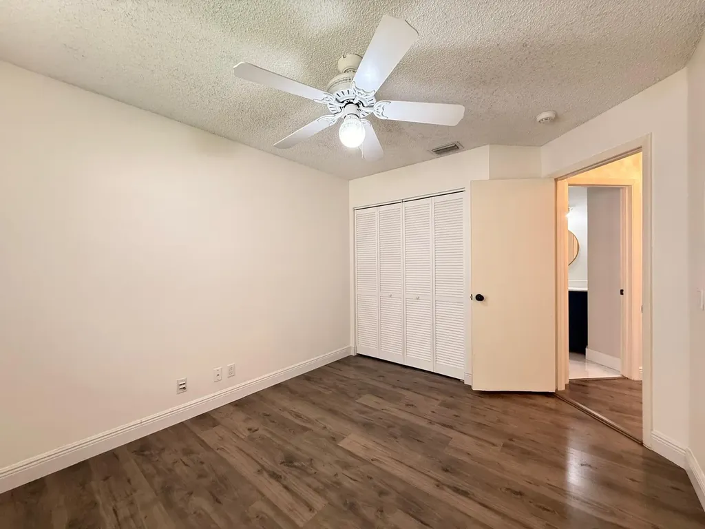 11042 Topeka Place Cooper City FL 33026