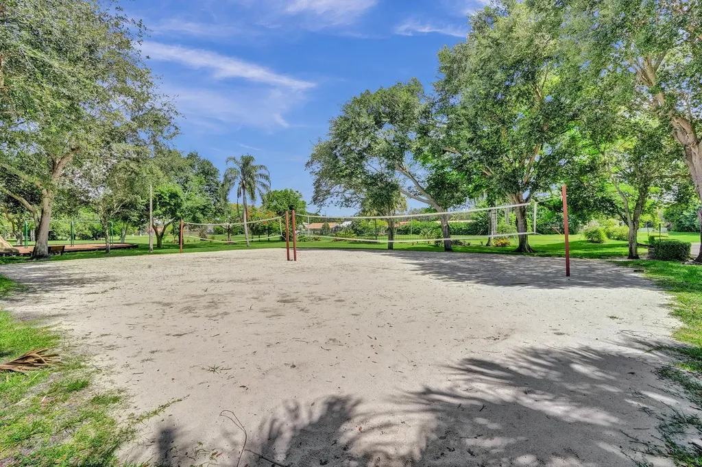 11042 Topeka Place Cooper City FL 33026