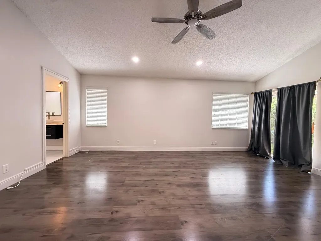 11042 Topeka Place Cooper City FL 33026