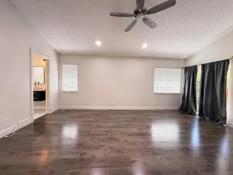11042 Topeka Place Cooper City FL 33026