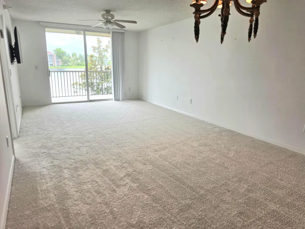 7751 Southampton Terrace Tamarac FL 33321