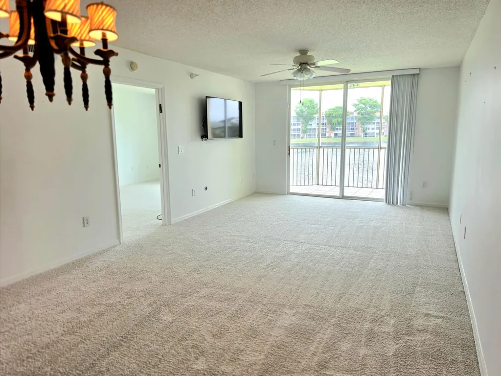 7751 Southampton Terrace Tamarac FL 33321