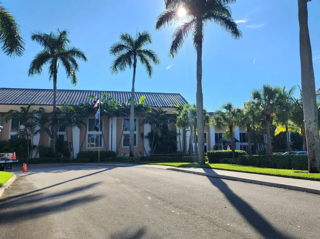 7751 Southampton Terrace Tamarac FL 33321
