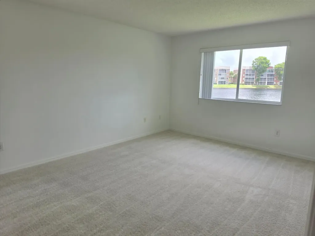 7751 Southampton Terrace Tamarac FL 33321