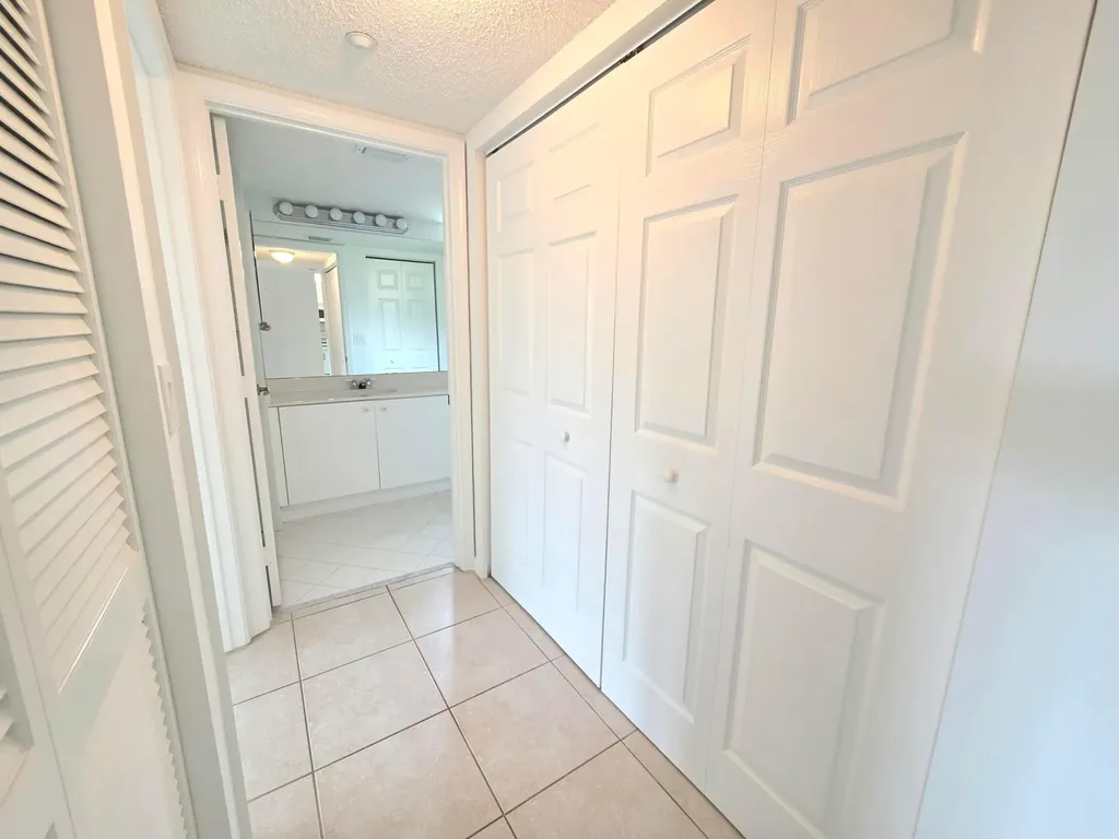 7751 Southampton Terrace Tamarac FL 33321