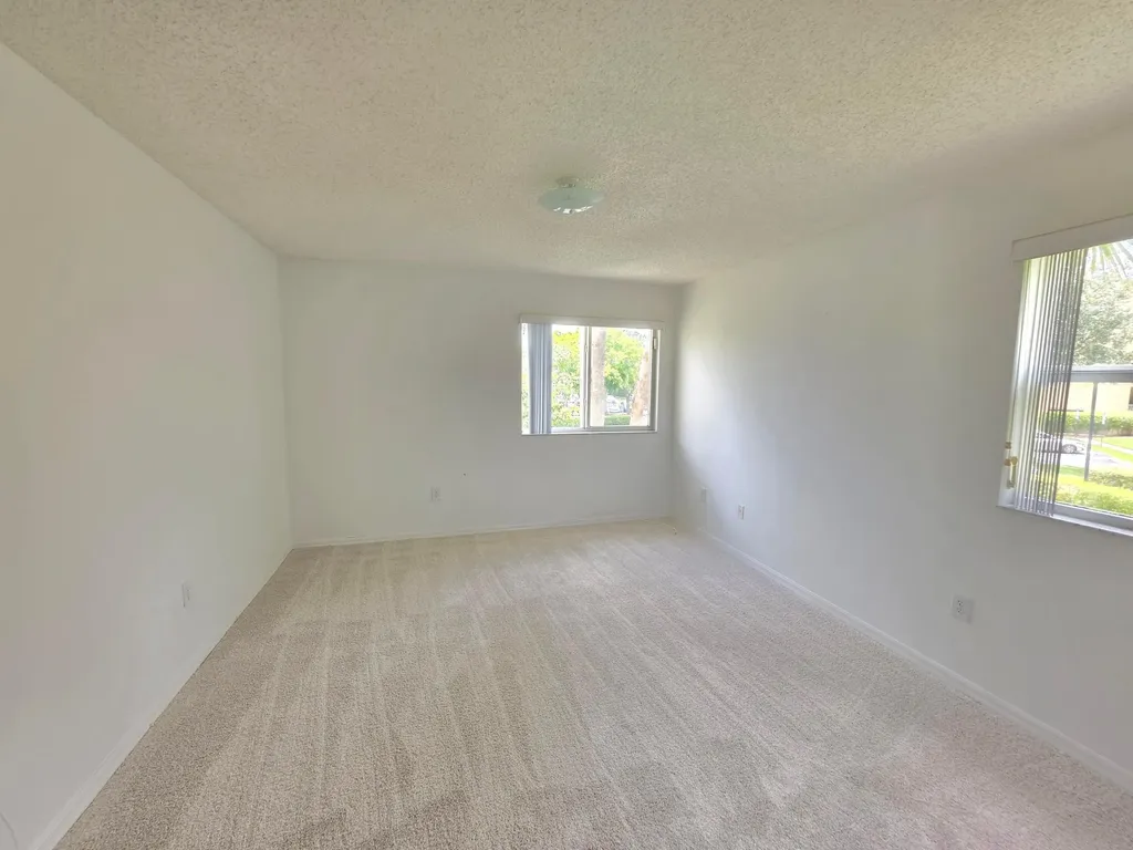 7751 Southampton Terrace Tamarac FL 33321