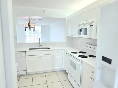 7751 Southampton Terrace Tamarac FL 33321