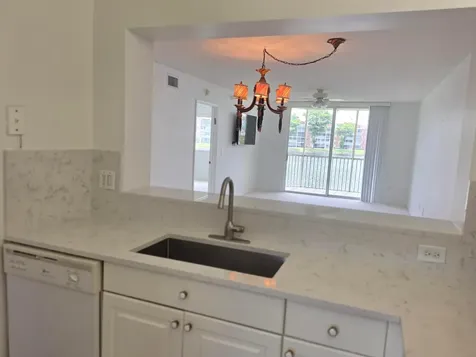 7751 Southampton Terrace Tamarac FL 33321