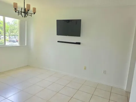 7751 Southampton Terrace Tamarac FL 33321