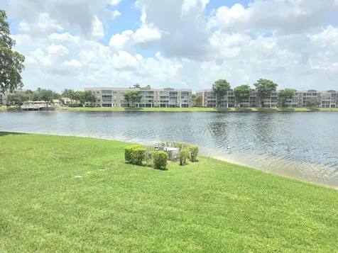 7751 Southampton Terrace Tamarac FL 33321