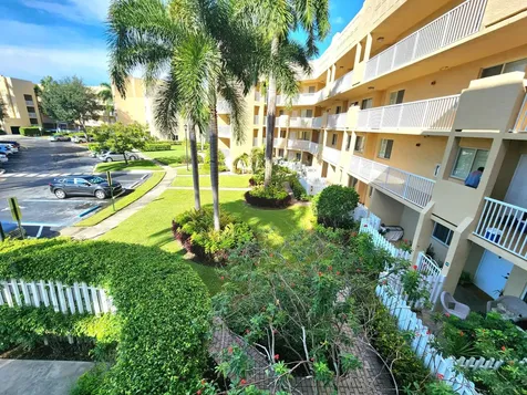 7751 Southampton Terrace Tamarac FL 33321