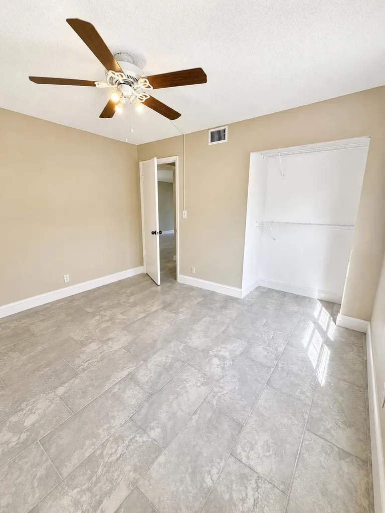 7830 NW 33rd Street Hollywood FL 33024